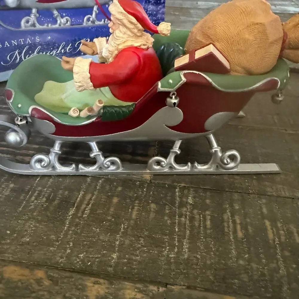 Hallmark Keepsake ~ Santa's Midnight‎ Ride ~ DASH AWAY ALL ~ Table Decoration